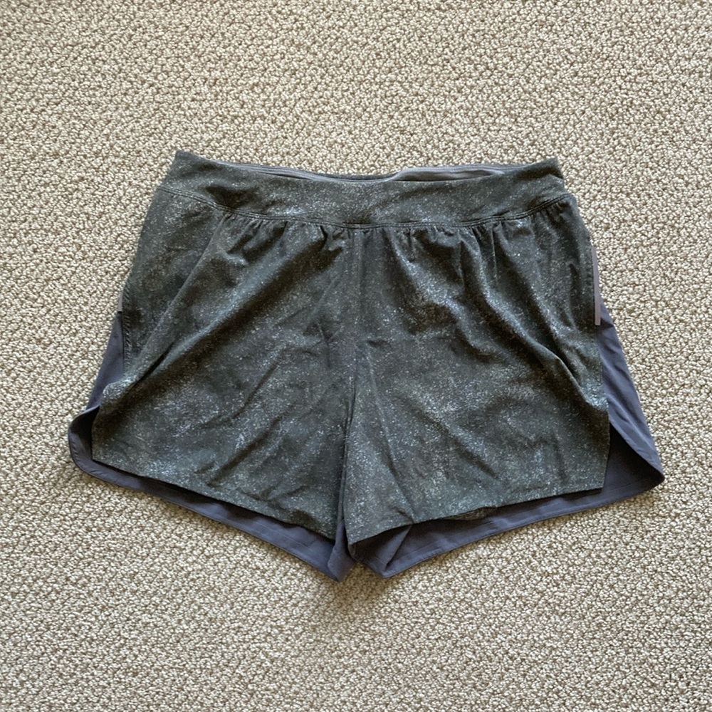 Outdoor Voices Ready Set Shorts Lined Pockets Green Grey Pattern Size Small EUC